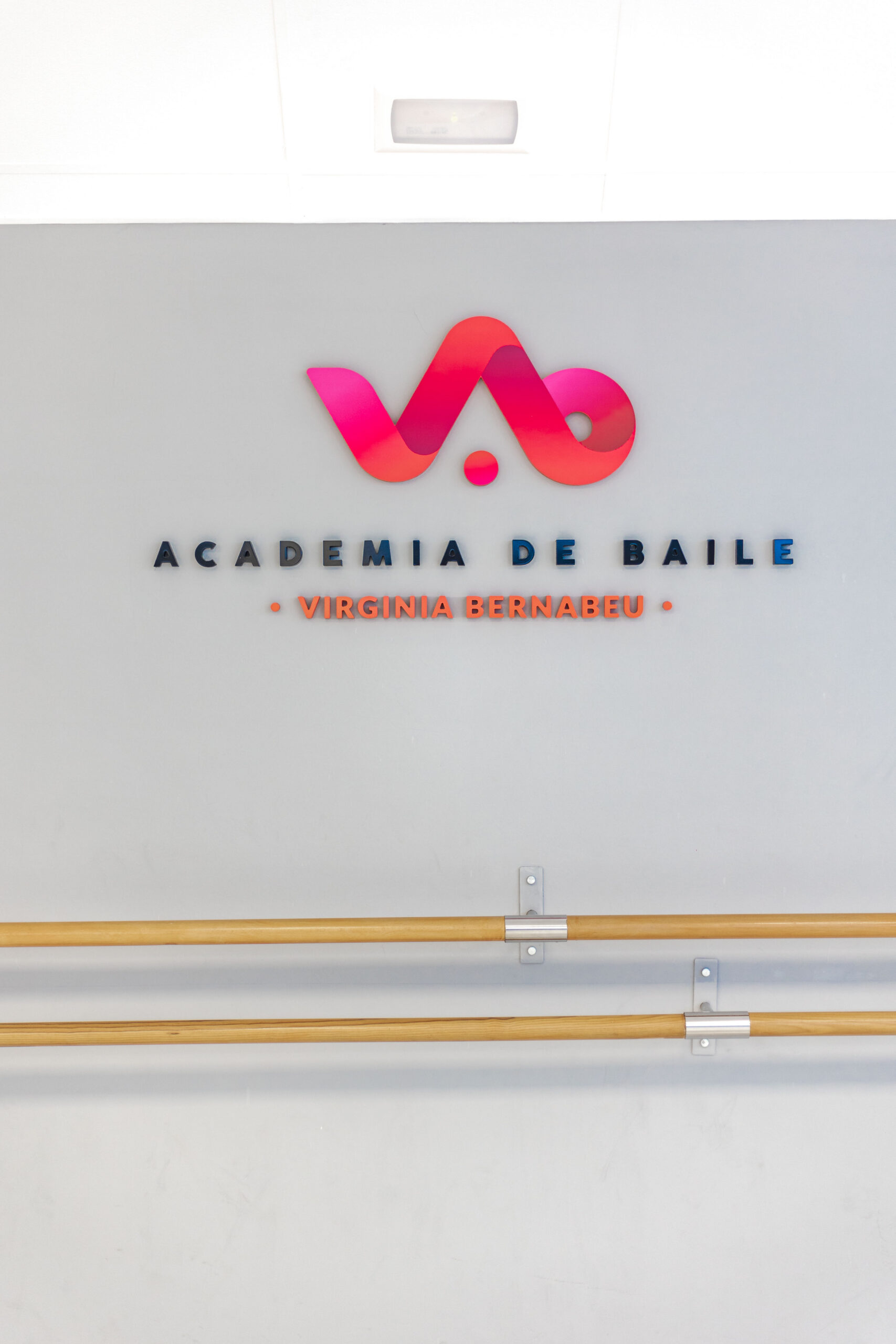 Alumno practicando técnica vocal y respiración